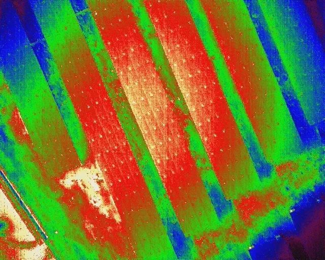 5万枚サイト2か所のドローン診断実施